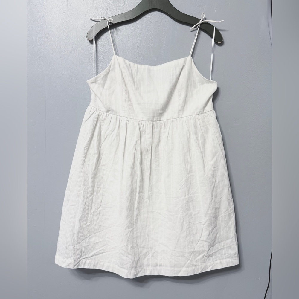 Elegant White Mini Dress strap ties shoulder